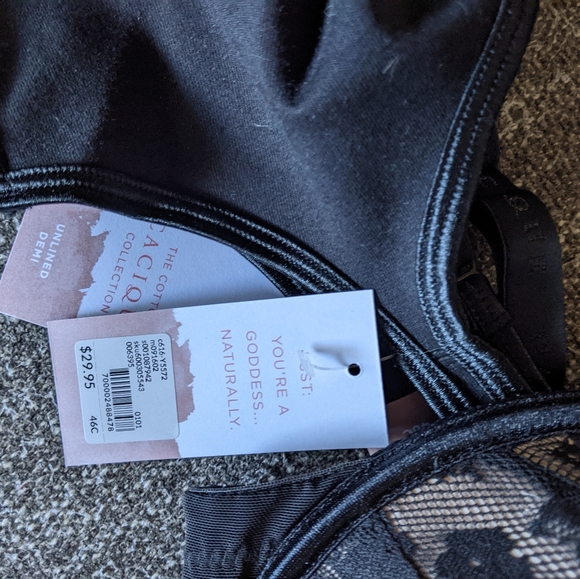 Bras - Picture 2 of 2